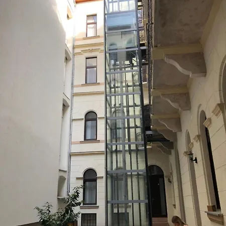Gracia House 4*