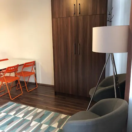 Gracia House מלון דירות