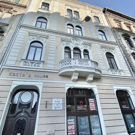 Gracia House מלון דירות