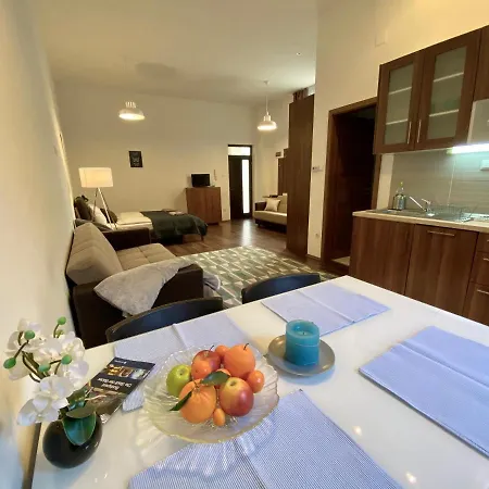 Gracia House