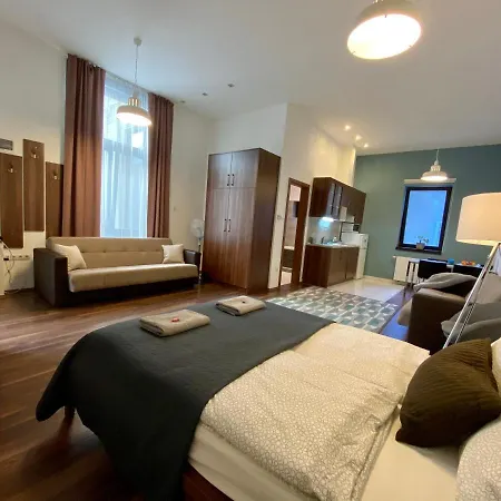 Gracia House 4* בודפשט